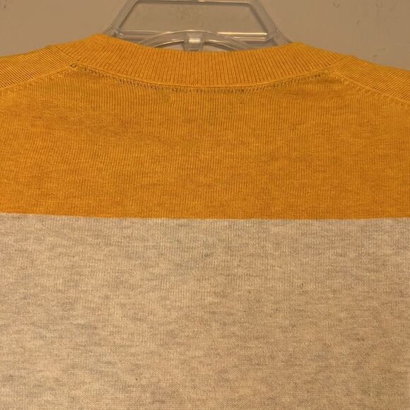 Tommy Hilfiger Stripe V-neck Lightweight Sweater - Size XXS - Picture 8 of 9